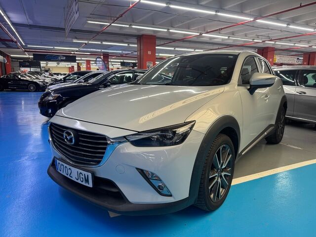 MAZDA CX-3 (1.5 DE SKYACTIV Luxury White 2WD 77 kW (105 CV)) en Barcelona