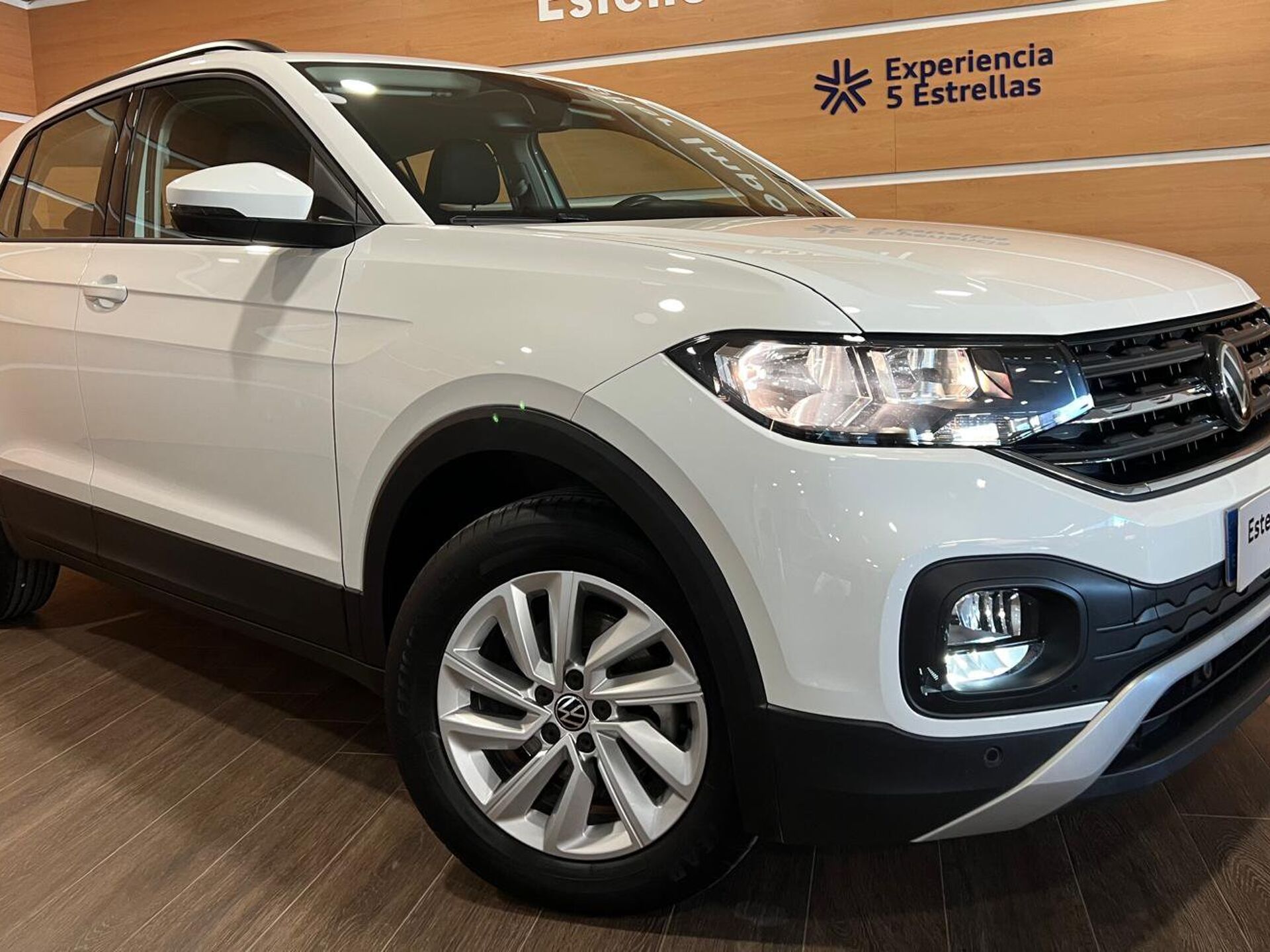 Imagen 2 de VOLKSWAGEN T-Cross