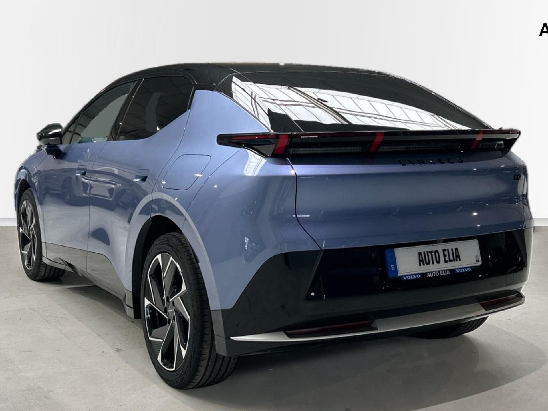 Imagen 2 de LYNK & CO 02