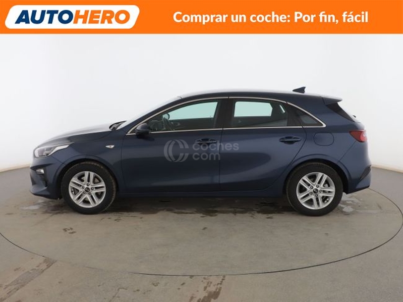 Foto del KIA Ceed 1.6 MHEV iMT Drive 136