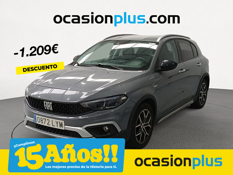 FIAT Tipo (1.0 Cross 74 kW (101 CV)) en Madrid