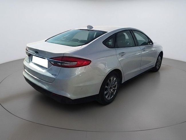 Foto del FORD Mondeo Sedán 2.0 HEV Titanium
