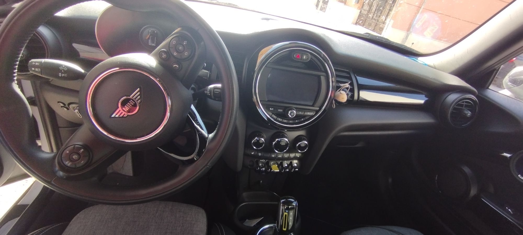 Foto del MINI Mini Cooper SE