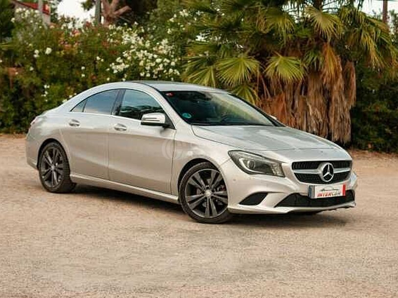 Foto del MERCEDES Clase CLA CLA 220CDI AMG Line 7G-DCT