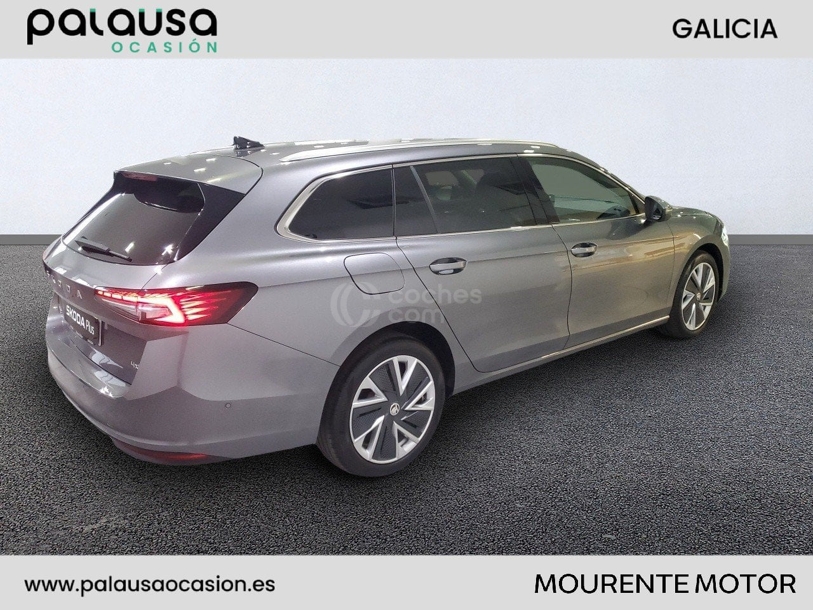 Foto del SKODA Superb Combi 2.0 TDI Selection 4x4 DSG 142kW