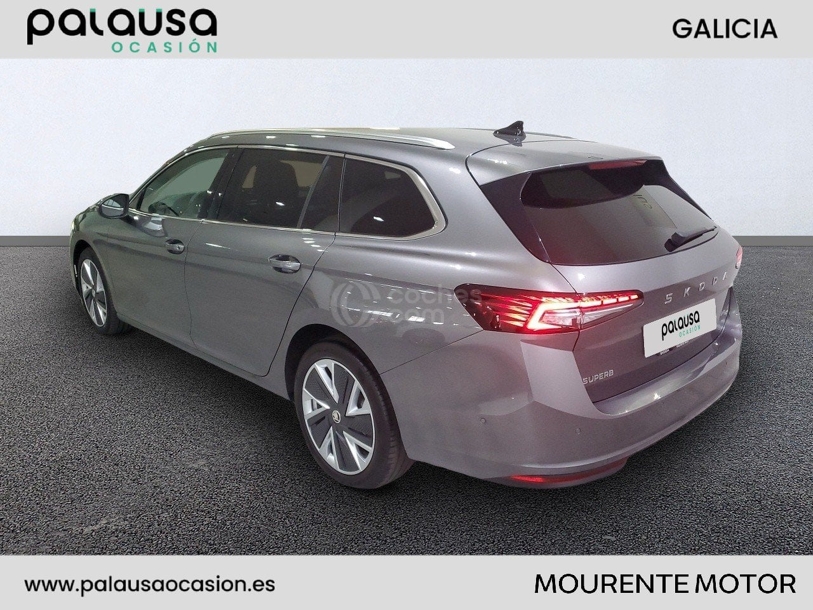 Foto del SKODA Superb Combi 2.0 TDI Selection 4x4 DSG 142kW