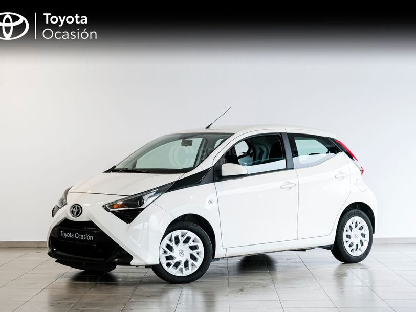 Foto del TOYOTA Aygo 70 x-play