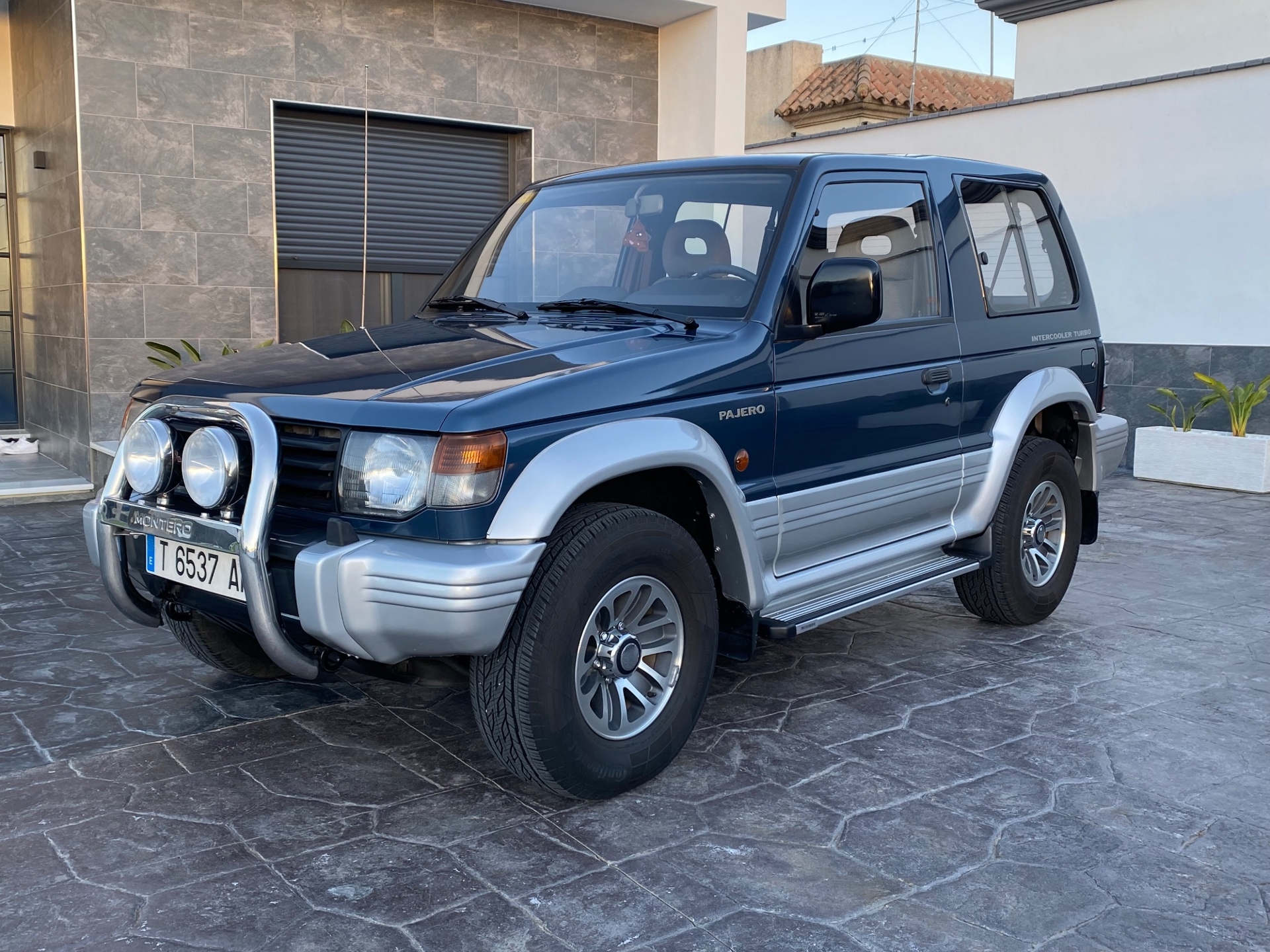 Imagen de MITSUBISHI Montero