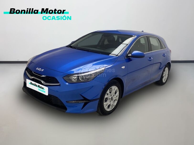 Foto del KIA Ceed 1.6 MHEV iMT Drive 136