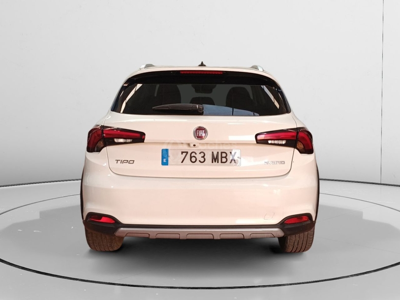 Foto del FIAT Tipo 1.5 Hybrid Cross DCT