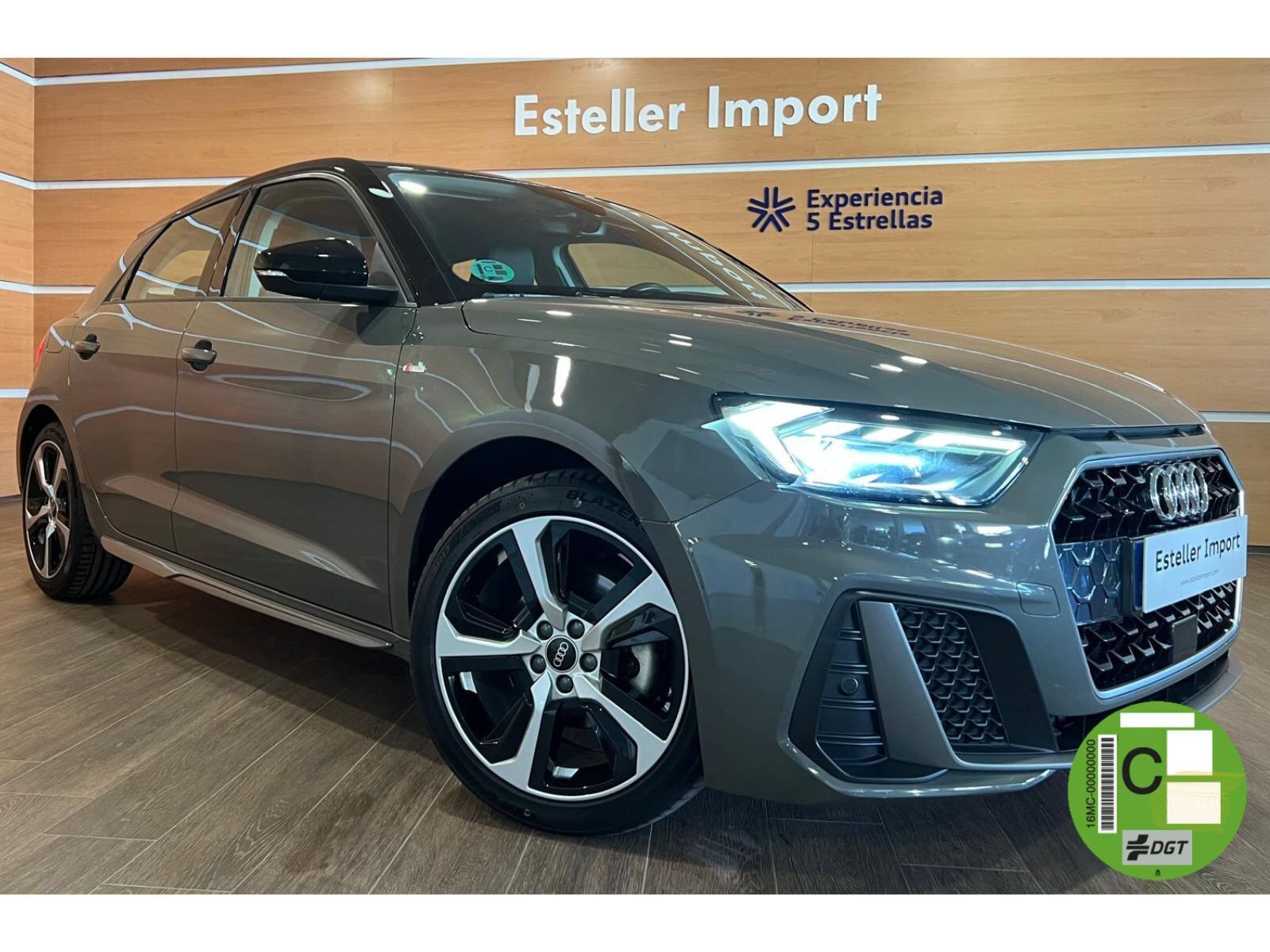 AUDI A1 (30 TFSI 110cv Adrenalin) en Castellón