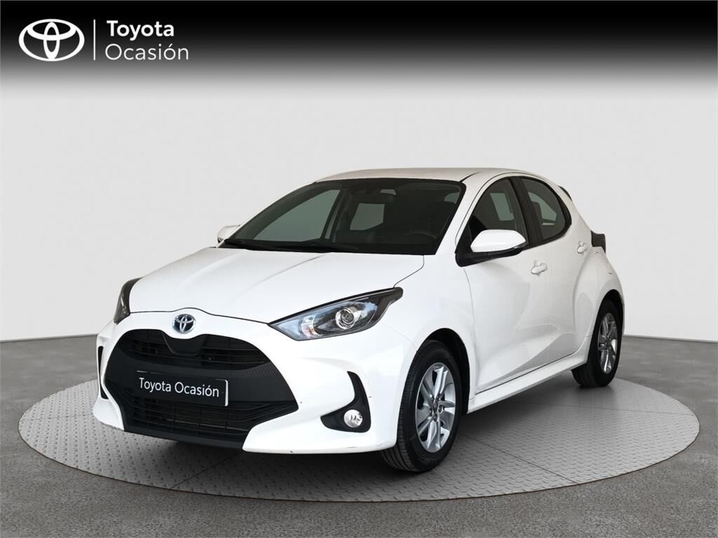 TOYOTA Yaris (5P Business Plus 120H e-CVT) en Madrid