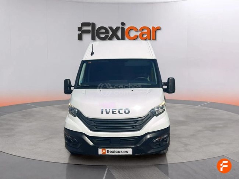 Foto del IVECO Daily Furgón 35C16 V 4100 H3 18.0 156
