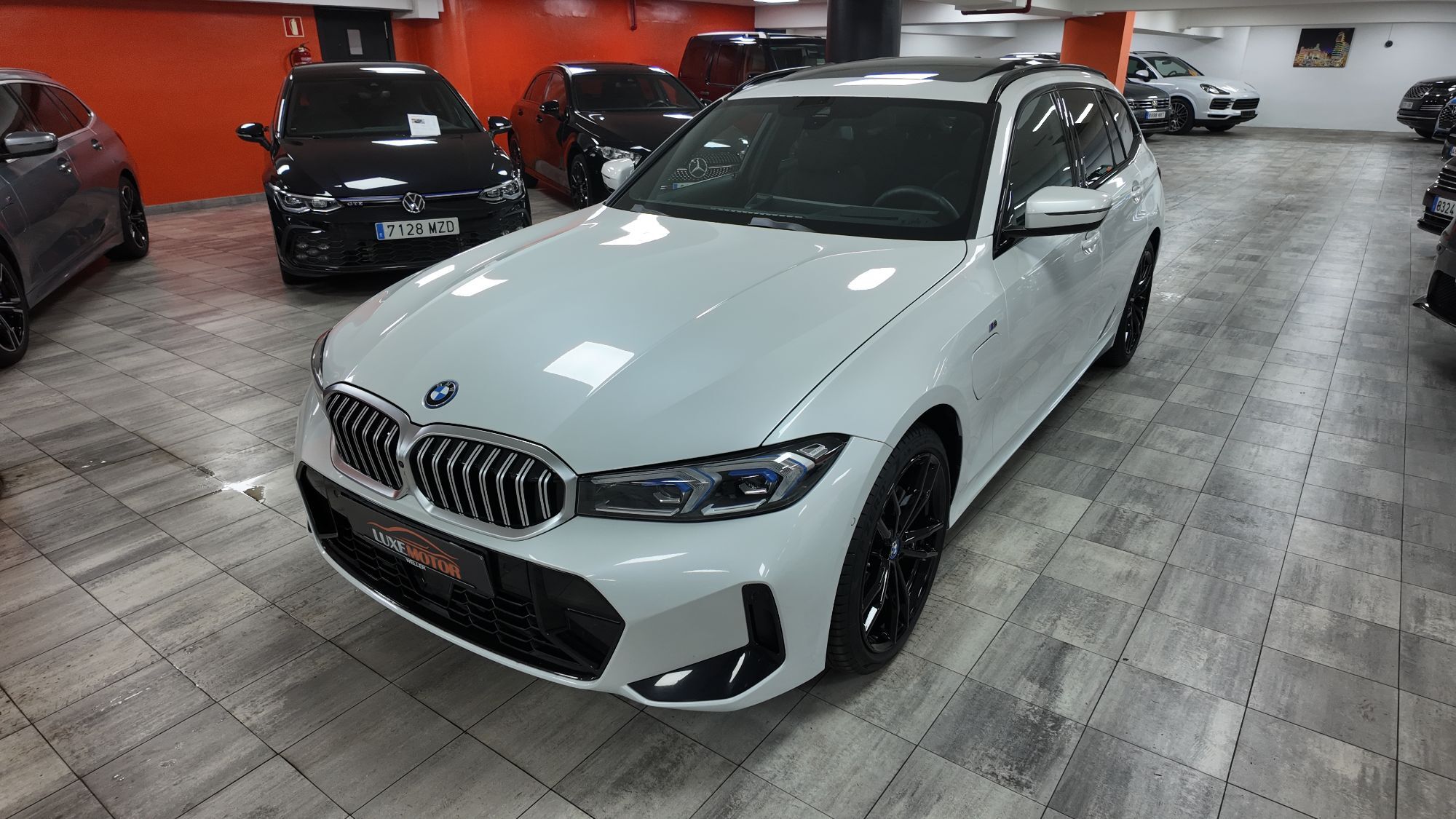 BMW Serie 3 (330e xDrive Touring M Sport) en Madrid