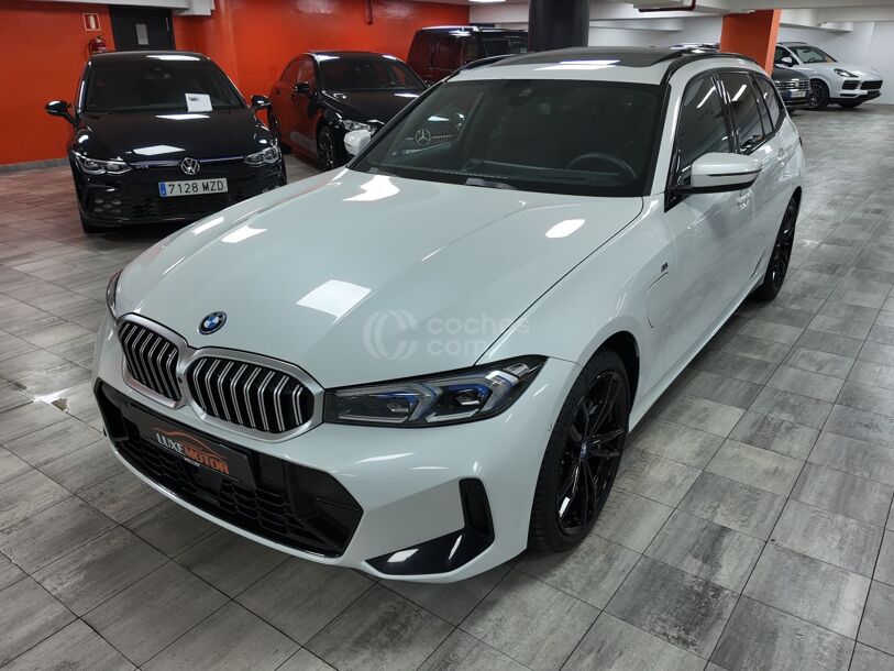 Foto del BMW Serie 3 330e xDrive Touring M Sport