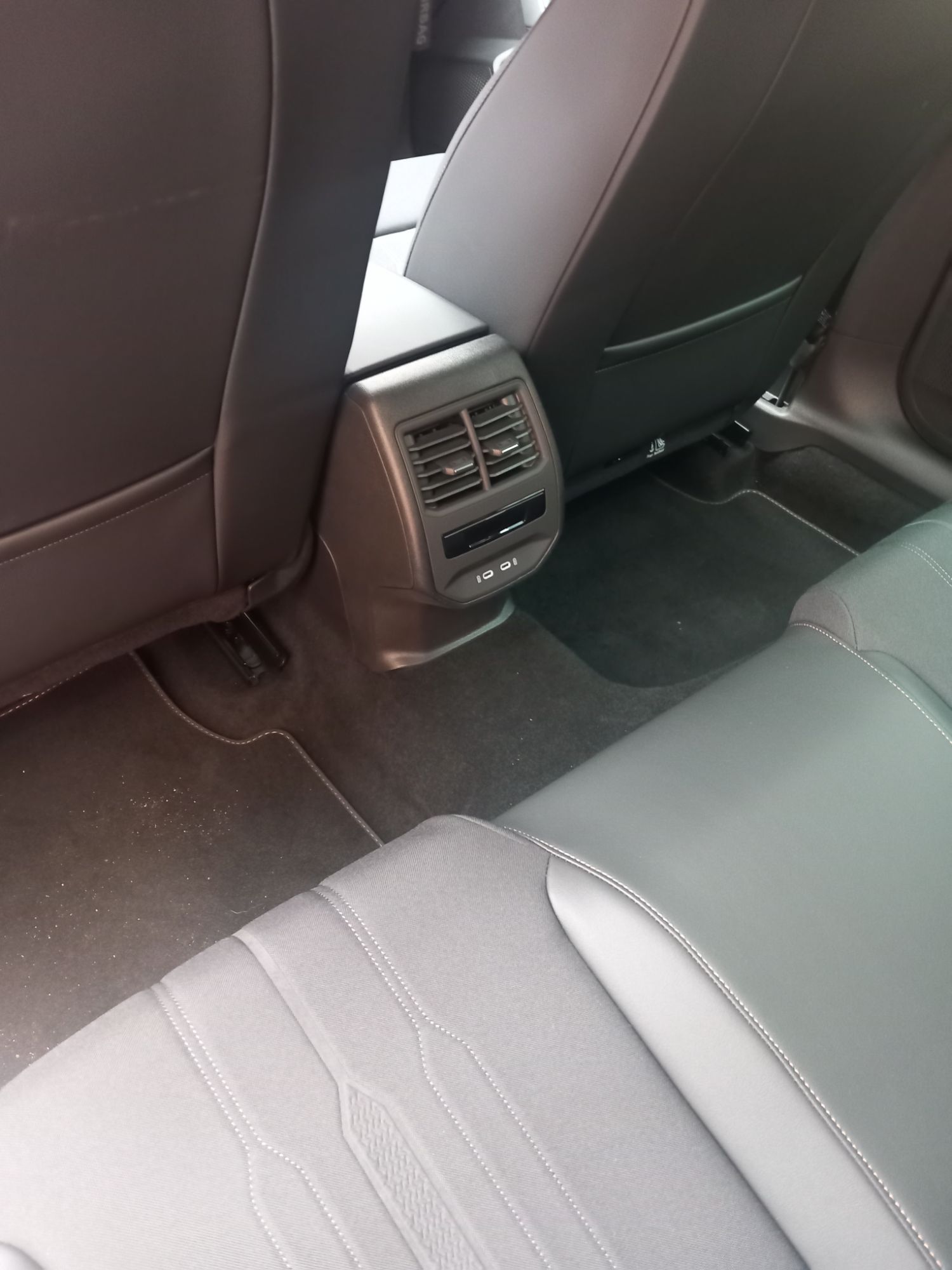 Foto del CUPRA León 1.4 TSI e-Hybrid DSG 204