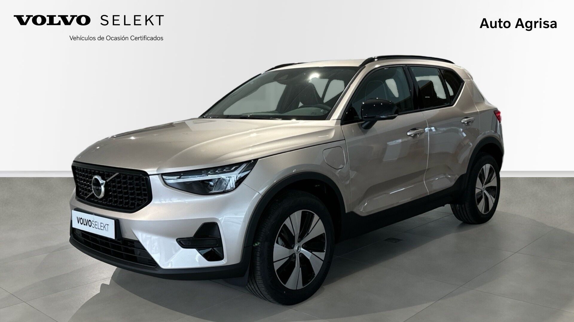 VOLVO XC40 (1.5 T4 PHEV RECHARGE PLUS BRIGHT DCT 211 5P) en Rioja, La
