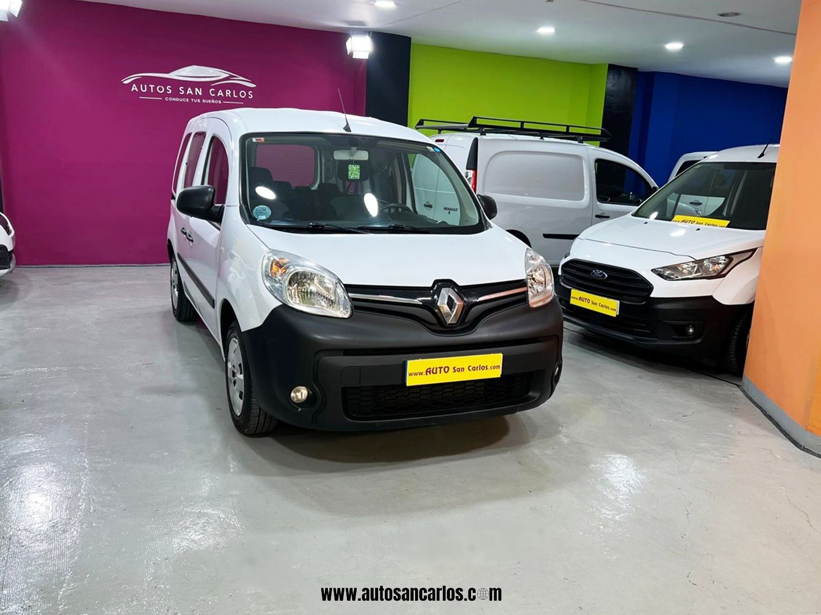 RENAULT Kangoo (Combi 1.5dCi Blue Profesional 70kW) en Barcelona