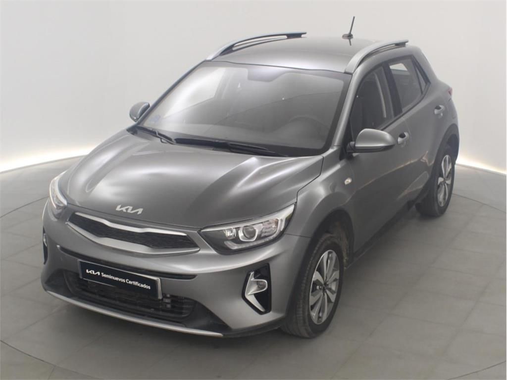 KIA Stonic (1.0 T-GDi MHEV MT Concept 74 kW (100 CV)) en Barcelona