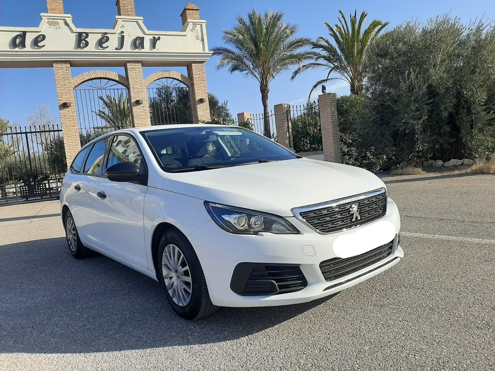 Foto del PEUGEOT 308 SW 1.5BlueHDi Access 100
