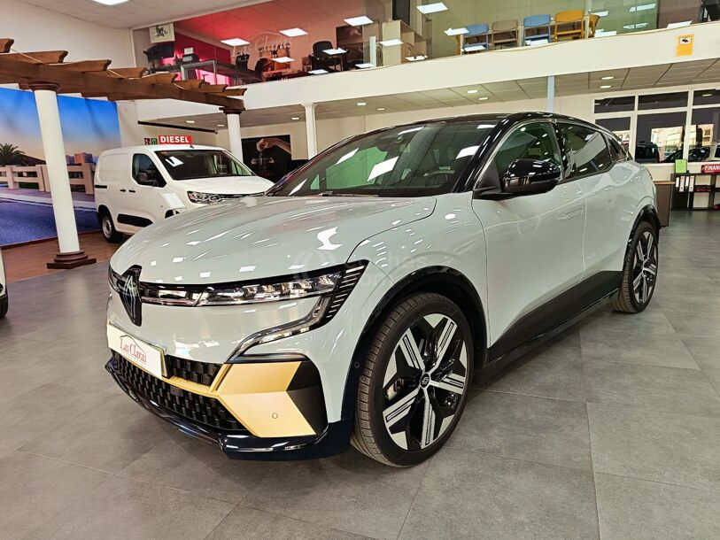 Foto del RENAULT Mégane E-Tech Iconic Autonomía Confort AC22 EV60 160kW