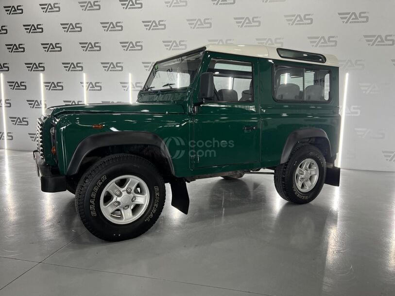 Foto del LAND ROVER Defender 110 2.5Td5 SW E