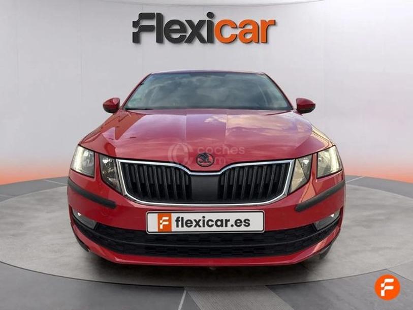 Foto del SKODA Octavia 1.6TDI CR Ambition DSG 110
