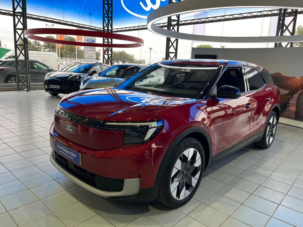 Foto del FORD Explorer Premium RWD Rango Extendido 77kWh