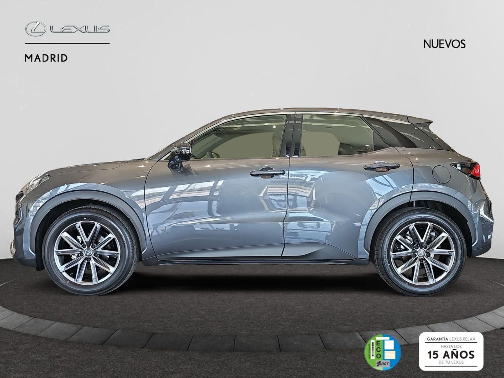 Imagen 3 de LEXUS LBX