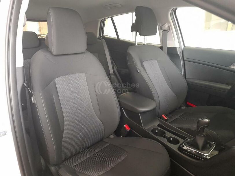 Foto del KIA Sportage 1.6 T-GDi Drive 150