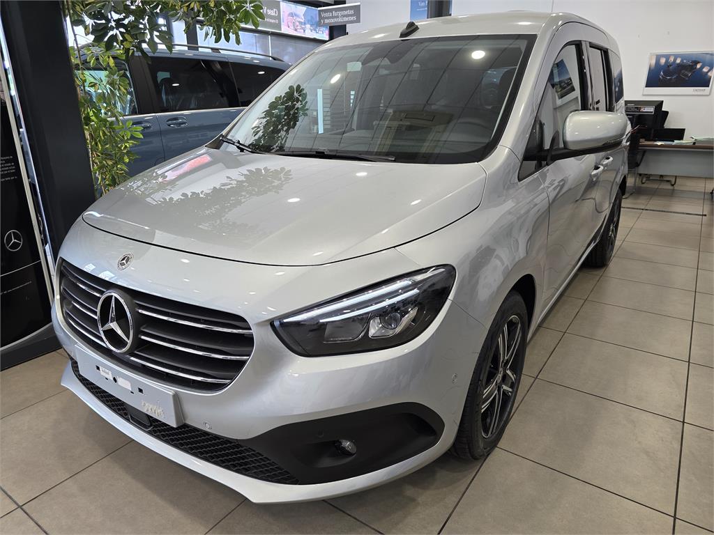 MERCEDES Clase T (180 d) en Cádiz