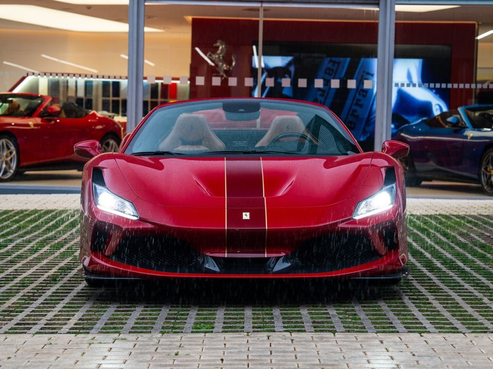Imagen 2 de FERRARI F8 Tributo