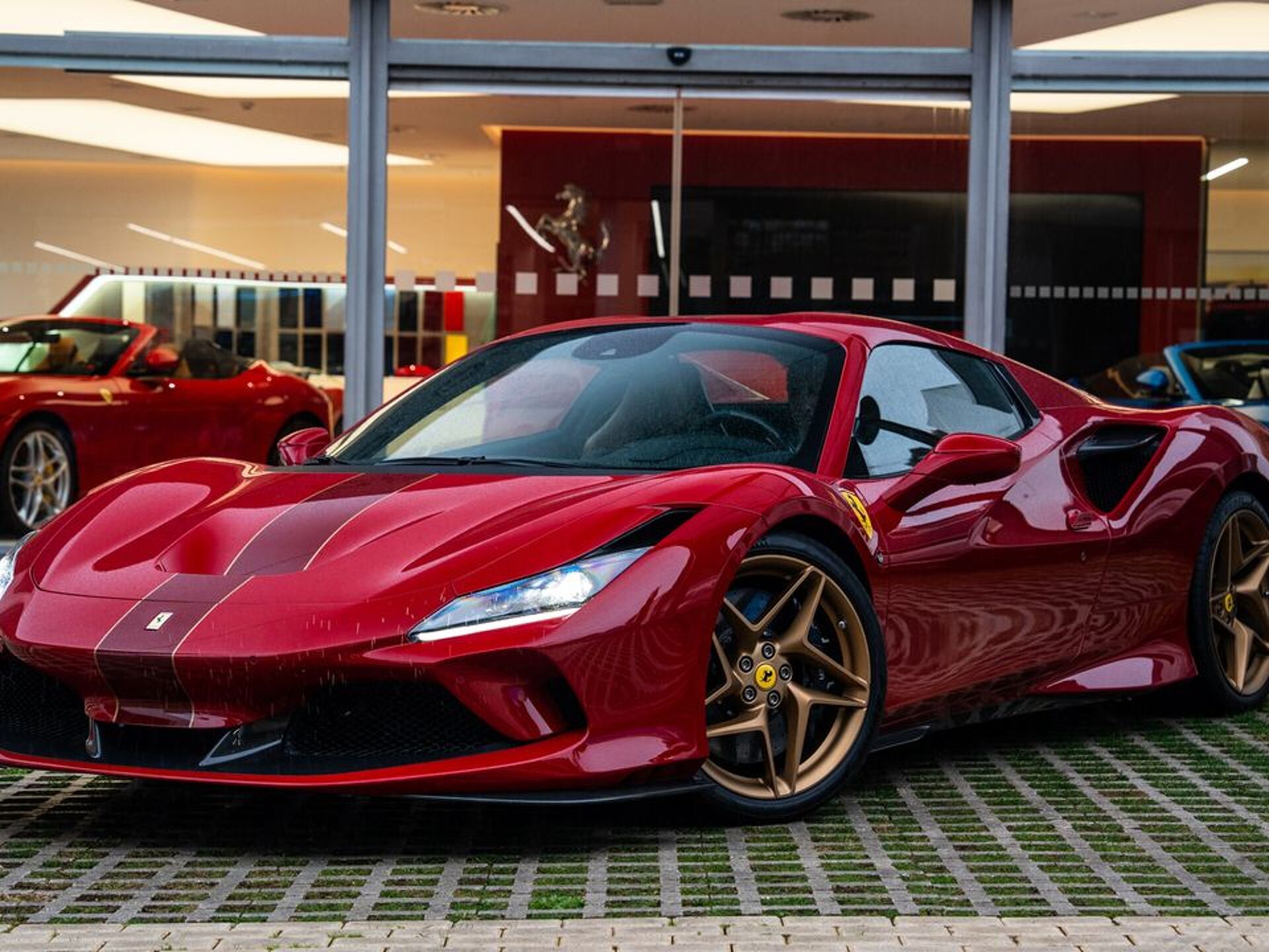 Imagen 1 de FERRARI F8 Tributo