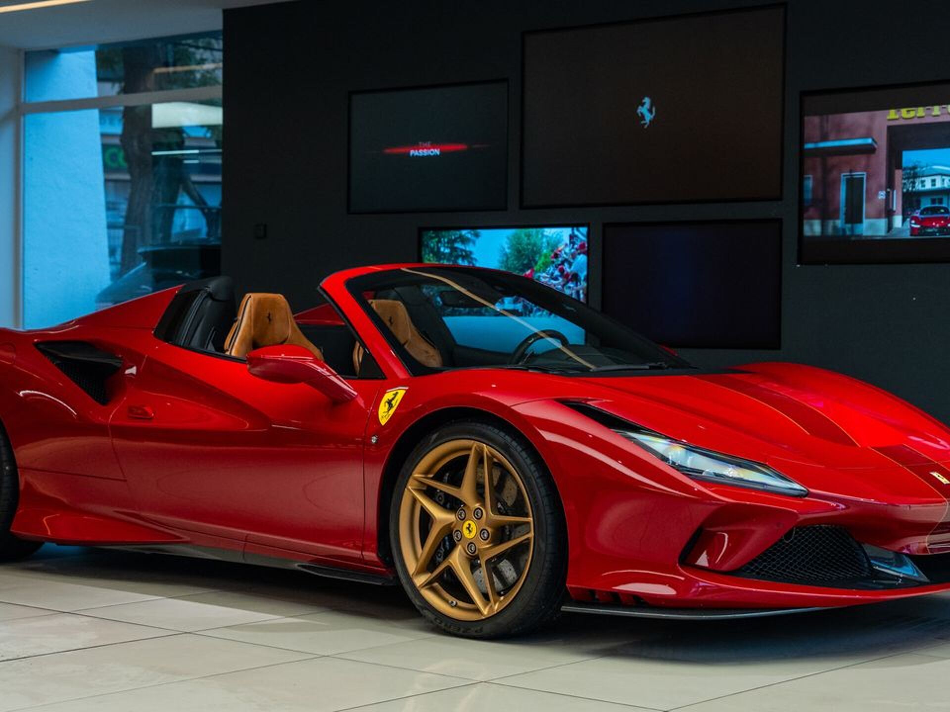 Imagen 3 de FERRARI F8 Tributo