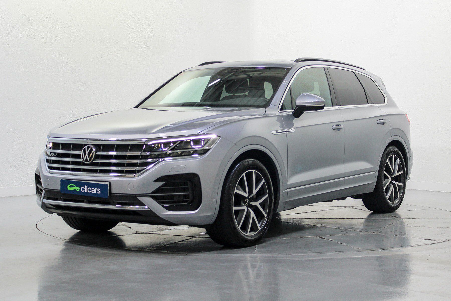 Foto del VOLKSWAGEN Touareg 3.0TDI V6 R-Line Tiptronic 4Motion 170kW