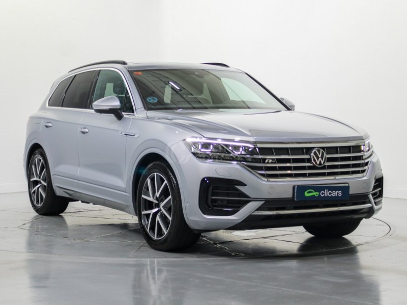 Foto del VOLKSWAGEN Touareg 3.0TDI V6 R-Line Tiptronic 4Motion 170kW