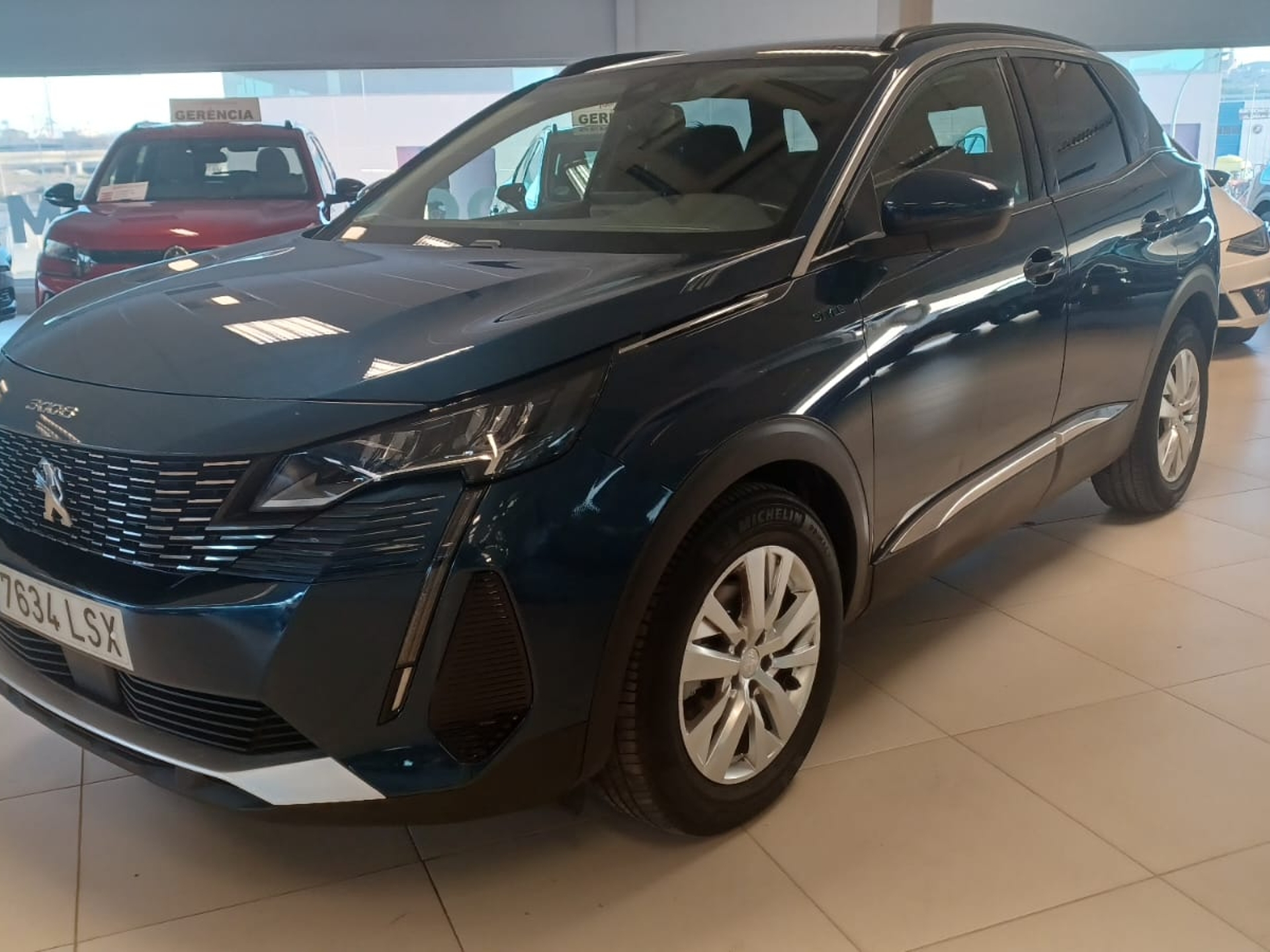 Imagen de PEUGEOT 3008