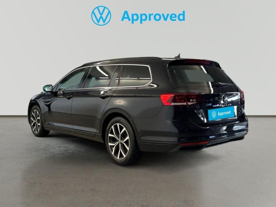 Foto del VOLKSWAGEN Passat Variant 2.0TDI EVO Executive DGS7 110kW