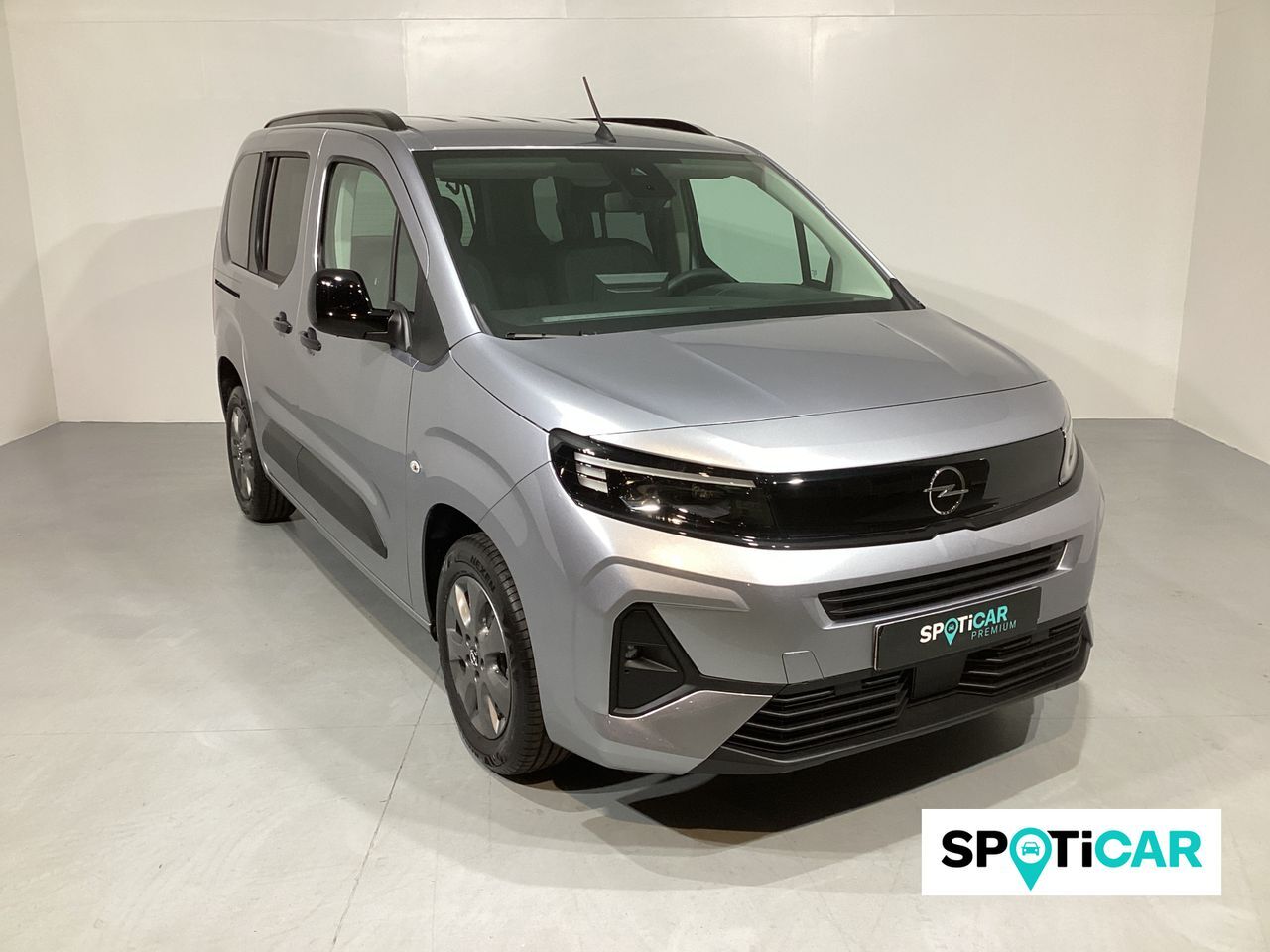 OPEL Combo (100 Cv 1.5 Td S/S MT6 €6.4) en Barcelona