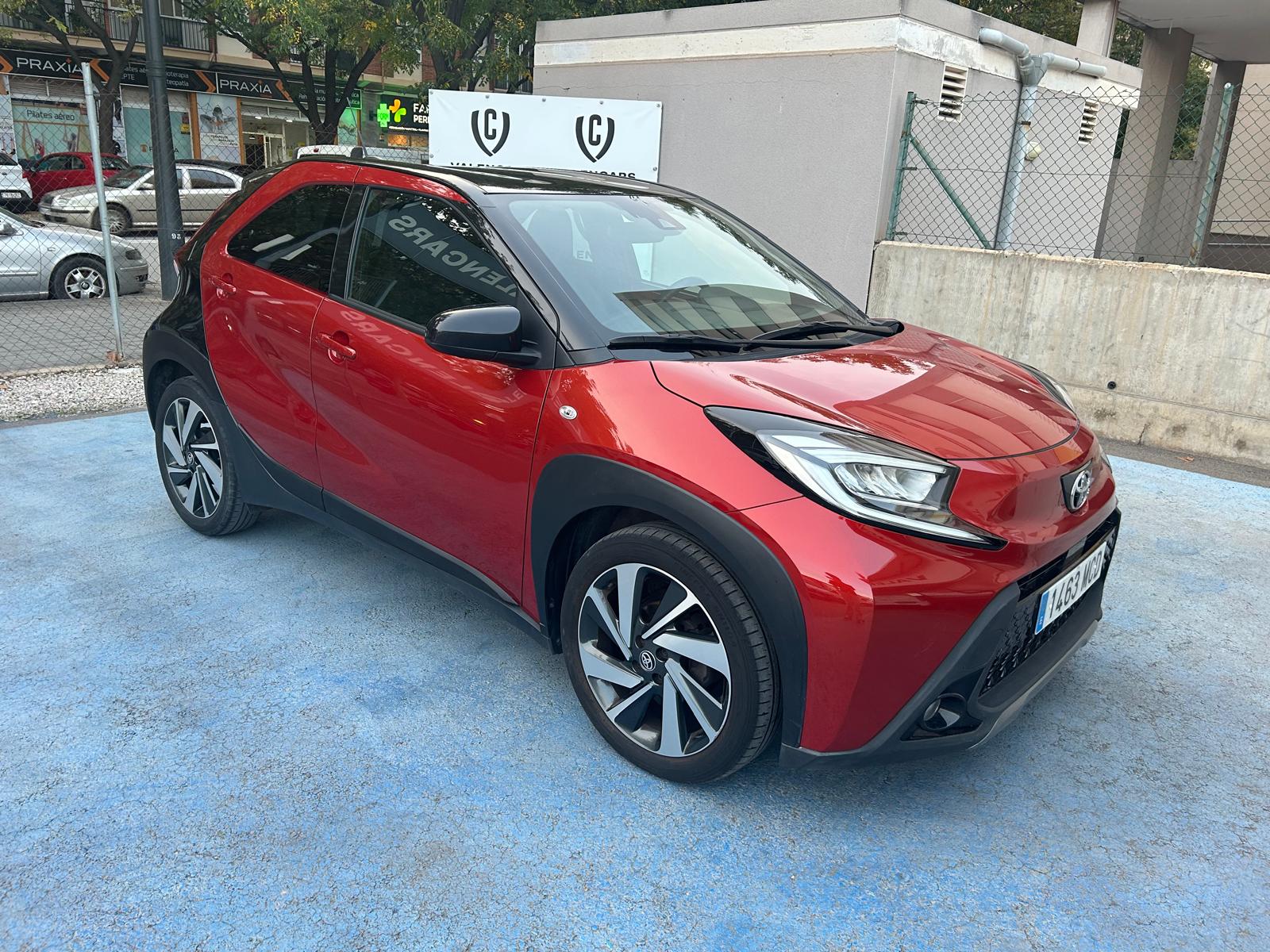 TOYOTA Aygo X Cross (Trendy Edition) en Valencia