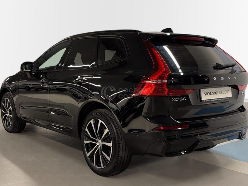 Foto del VOLVO XC60 B5 Plus Dark AWD Aut.