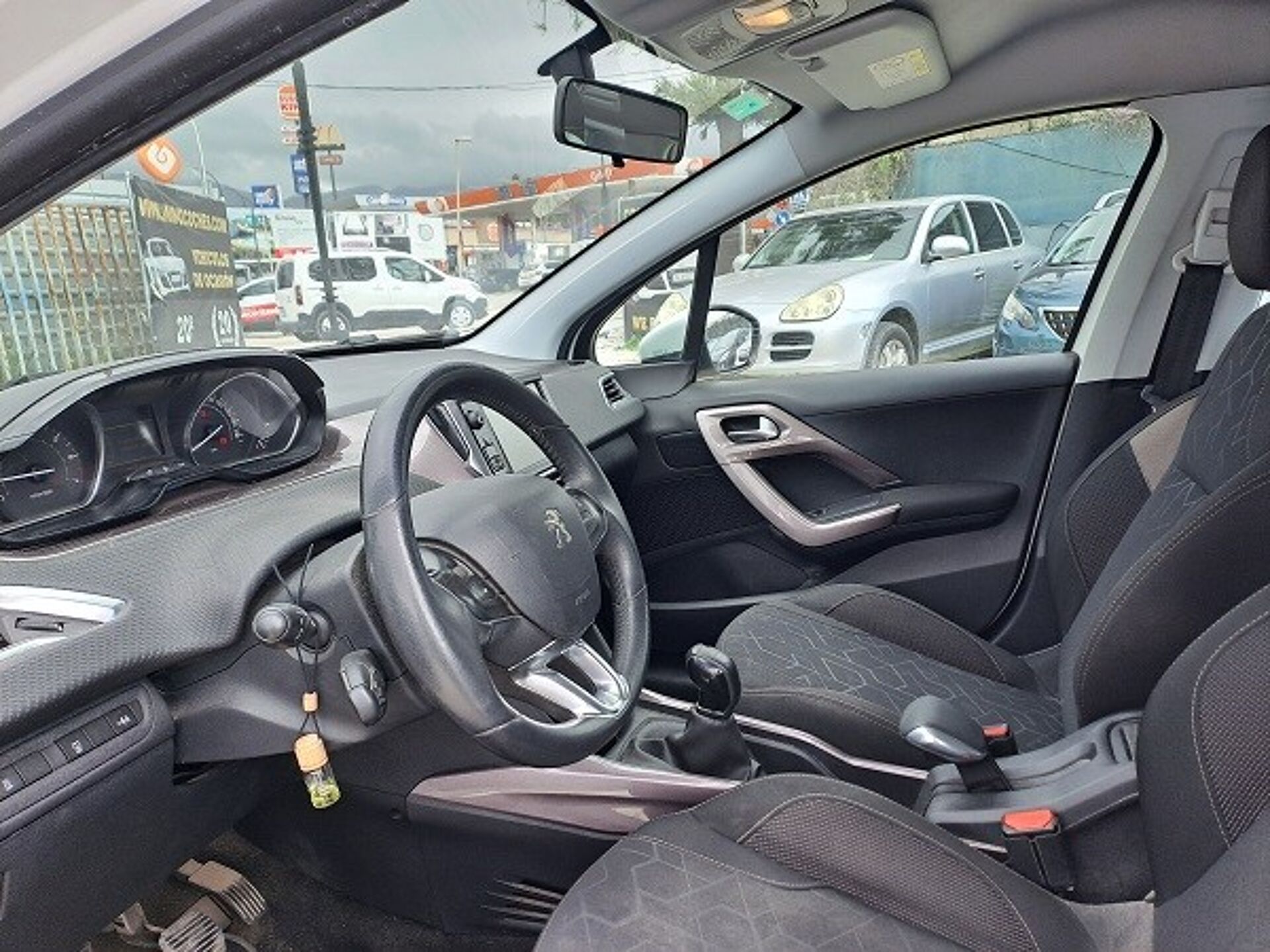 Imagen 2 de PEUGEOT 2008