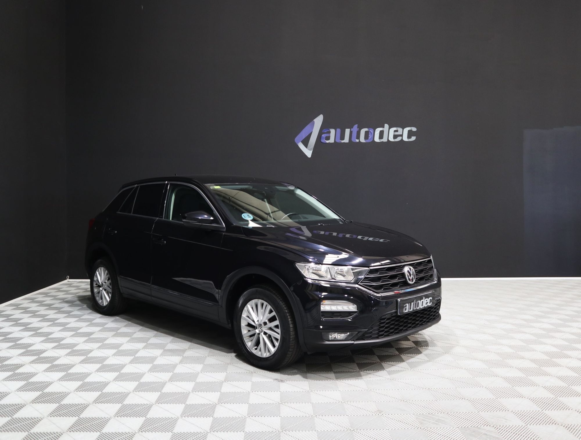 VOLKSWAGEN T-Roc (1.0 TSI Edition 81kW) en Valencia