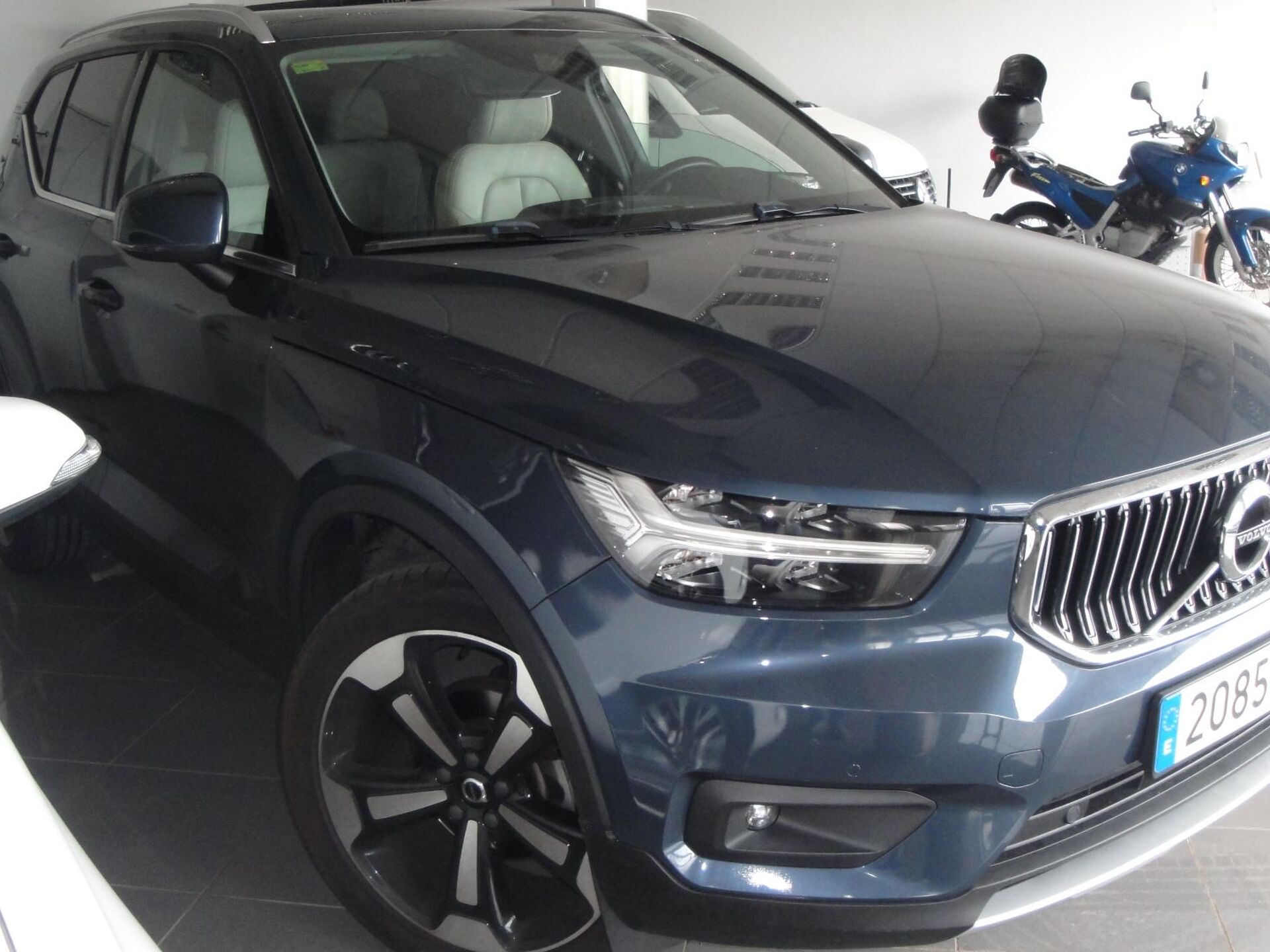 Imagen 2 de VOLVO XC40