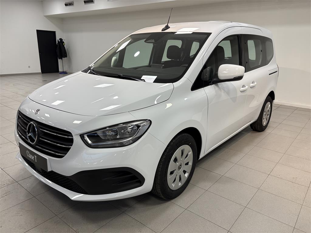 MERCEDES Clase T (180 d) en Lugo