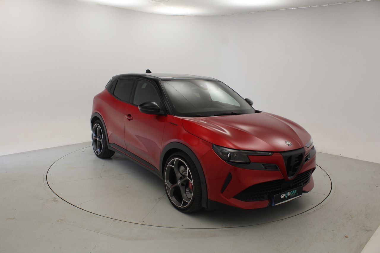 ALFA ROMEO Junior (Elettrica Veloce 207kW (280CV)) en Barcelona