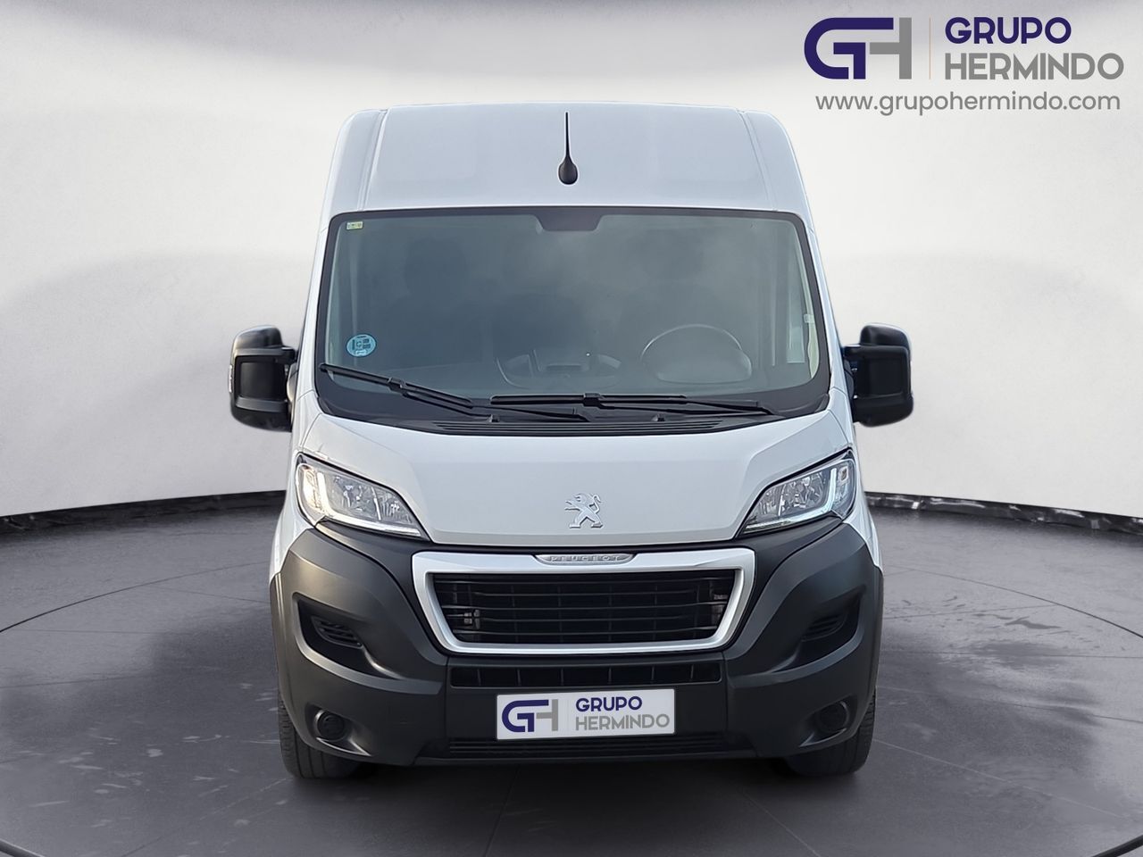 Foto del PEUGEOT Boxer Furgón 2.2BlueHDI 333 L2H2 S&S 120