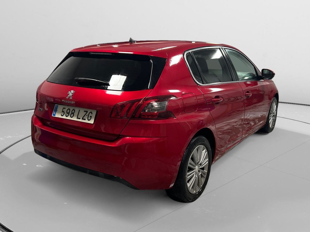 Foto del PEUGEOT 308 1.2 PureTech S&S Active Pack EAT8 130