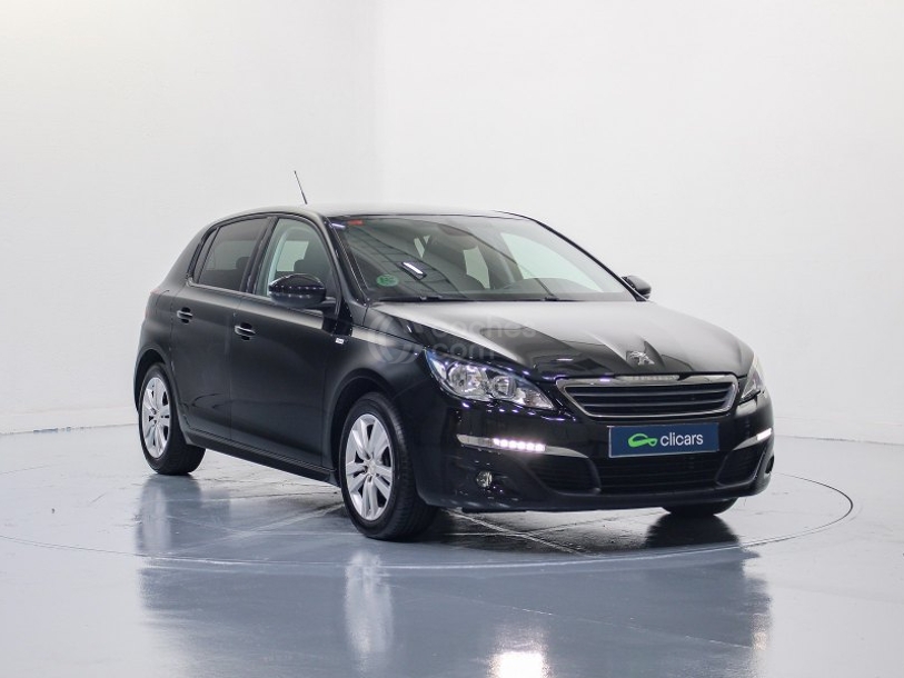 Foto del PEUGEOT 308 1.2 PureTech S&S Style 110