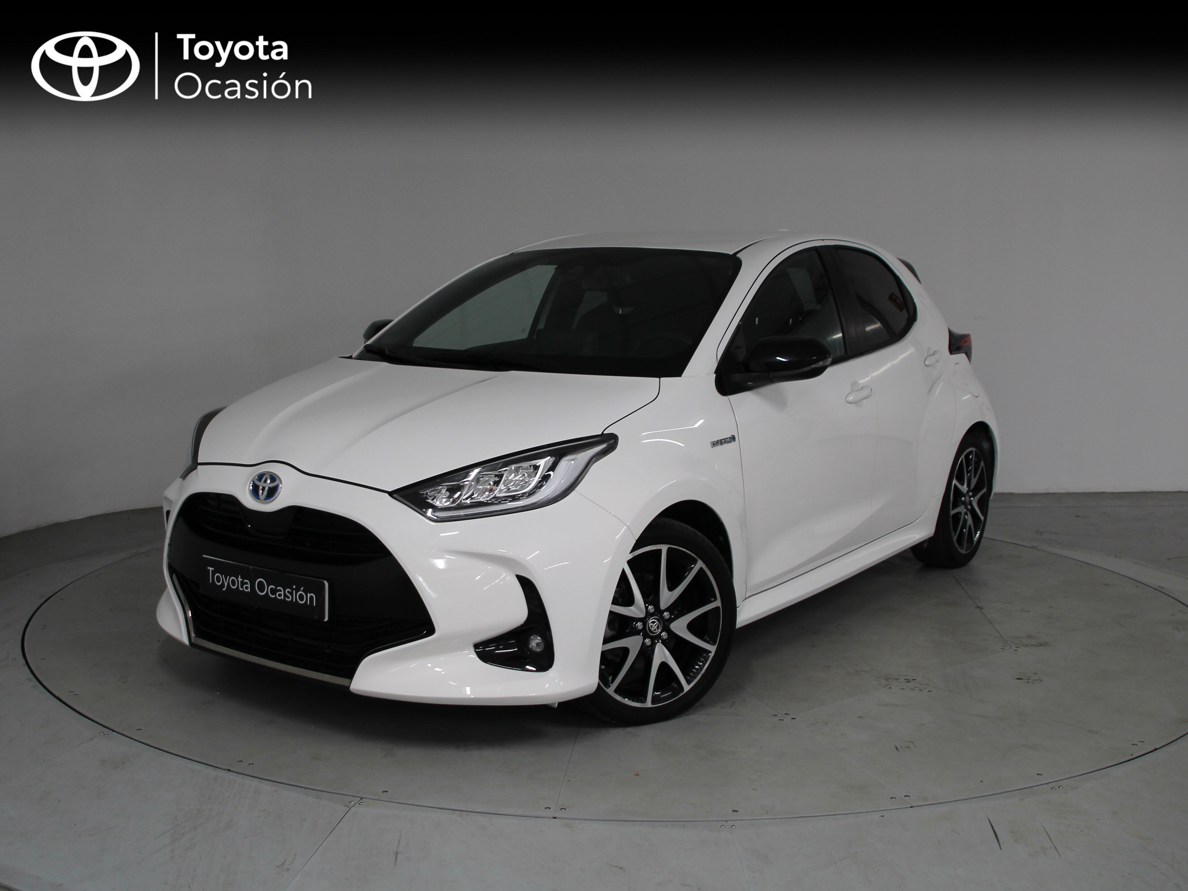 TOYOTA Yaris (1.5 120H Style) en Barcelona